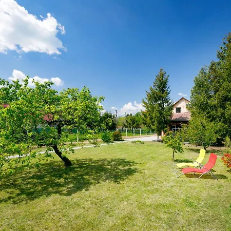 Pear Trees By Interhome Casa vacanze