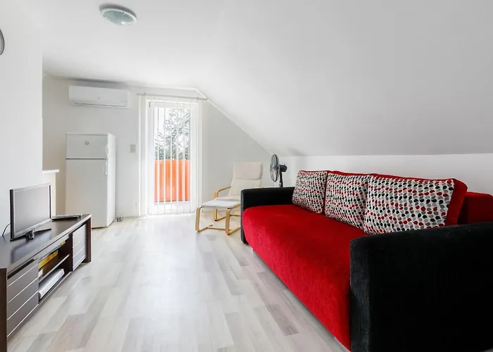 Feriehus Pear Trees By Interhome