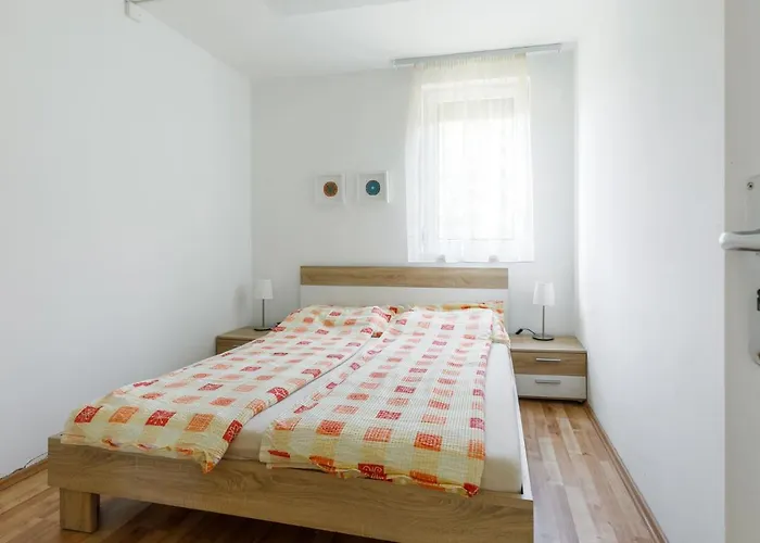 Pear Trees By Interhome Feriehus *