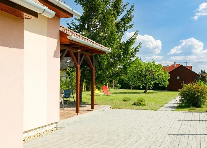 Semesterbostad Pear Trees By Interhome